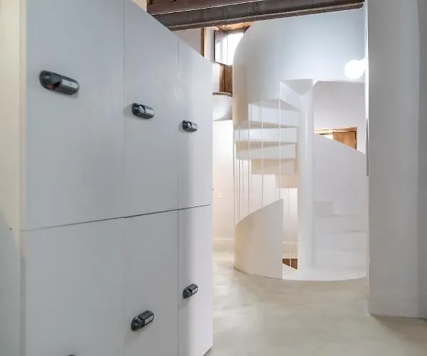 Bed and breakfast Hostelit, Capsule *